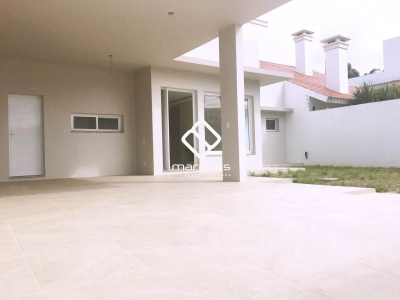 Casa 3 quartos  no bairro Laranjal