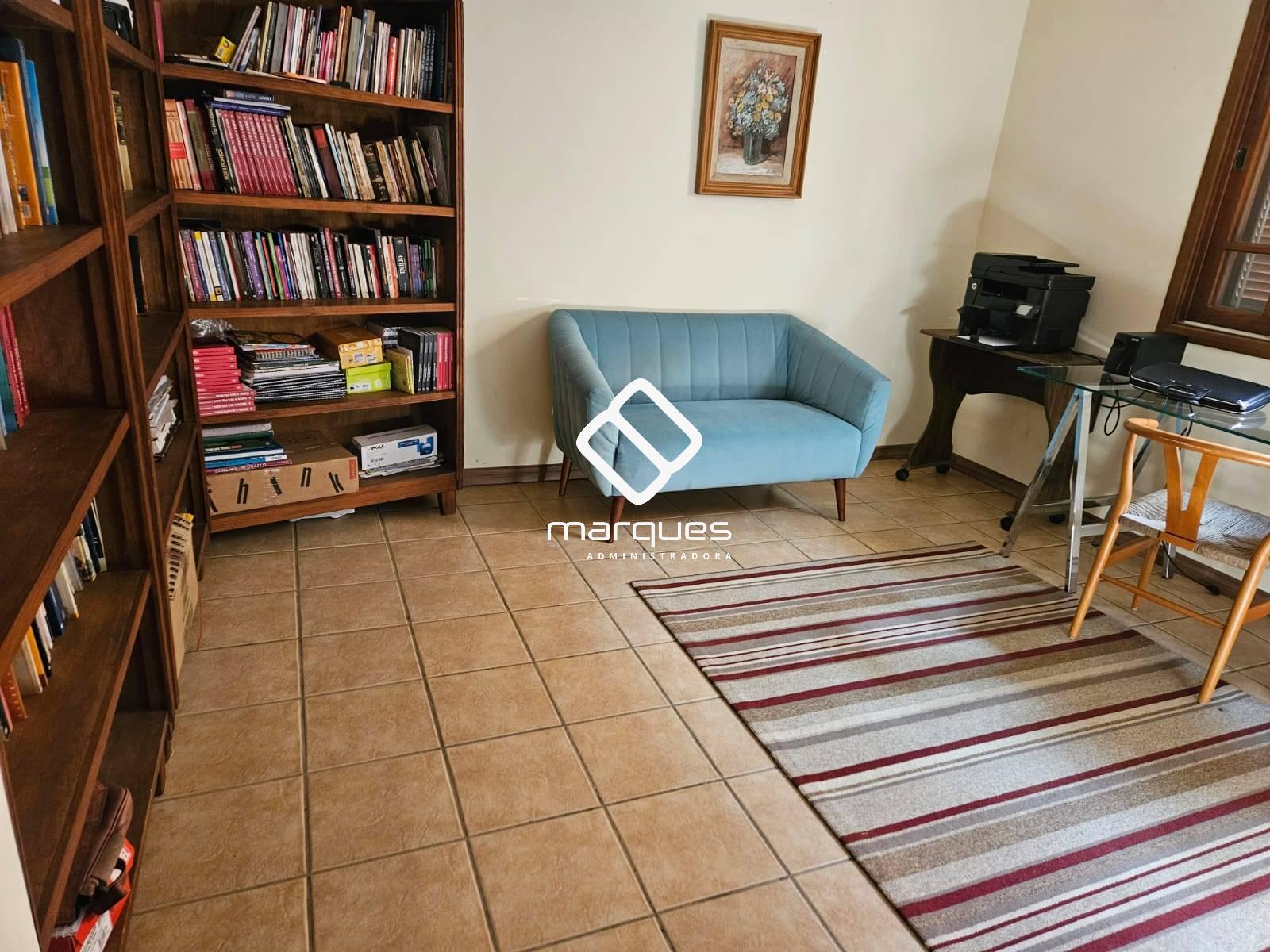 Casa 4 quartos  no bairro Laranjal