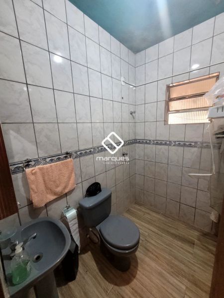 Casa 3 quartos  no bairro Laranjal