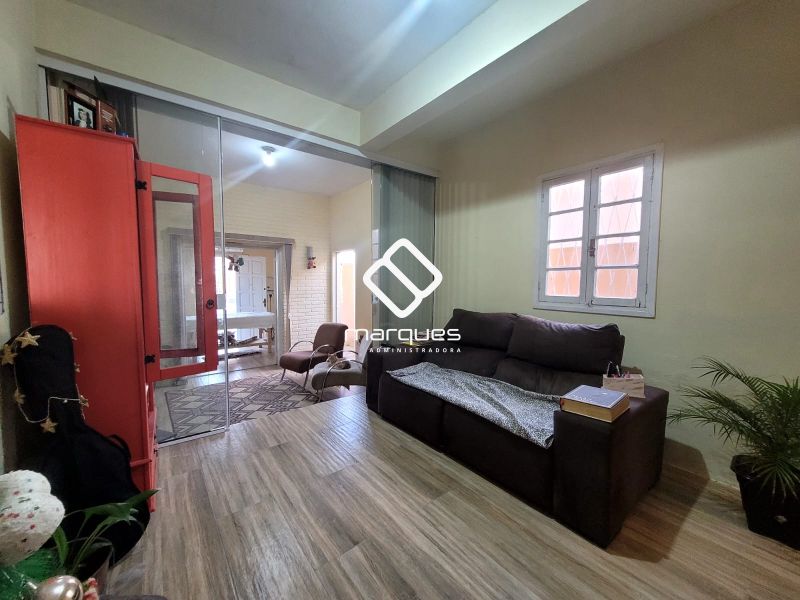Casa 3 quartos  no bairro Laranjal