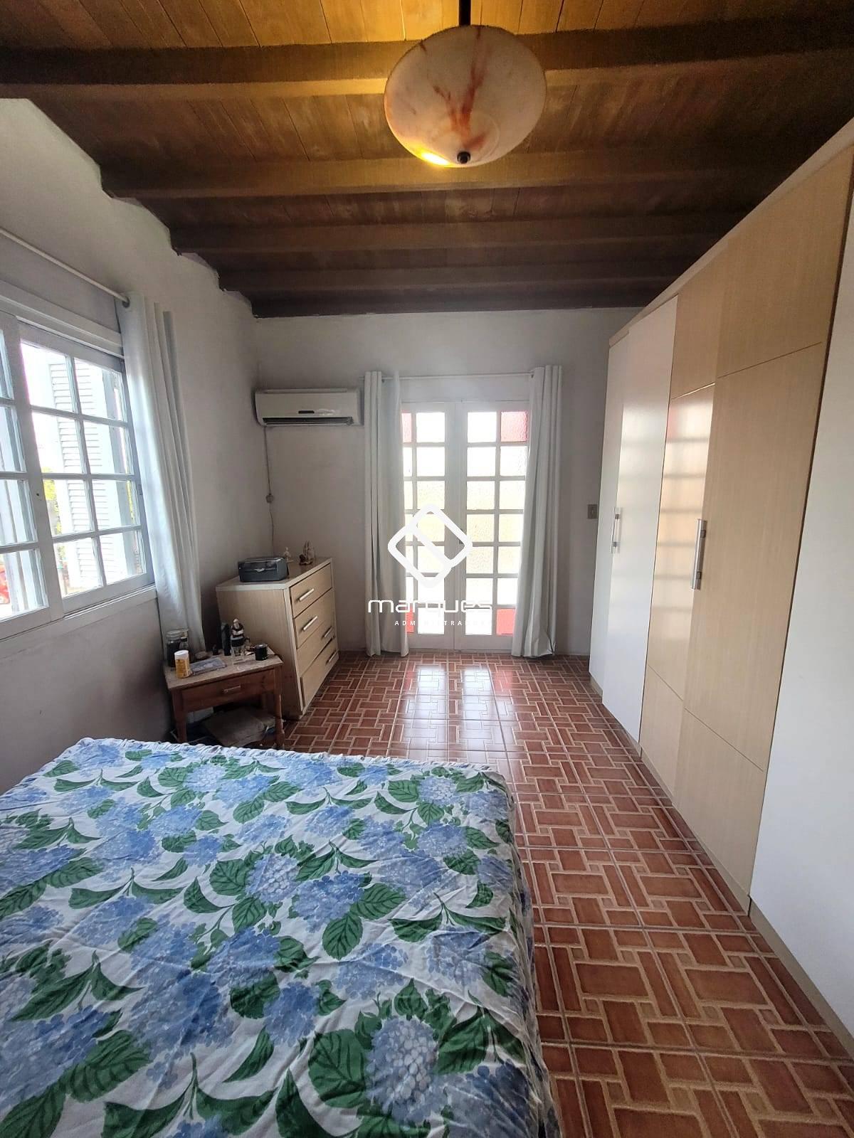 Casa 3 quartos  no bairro Laranjal