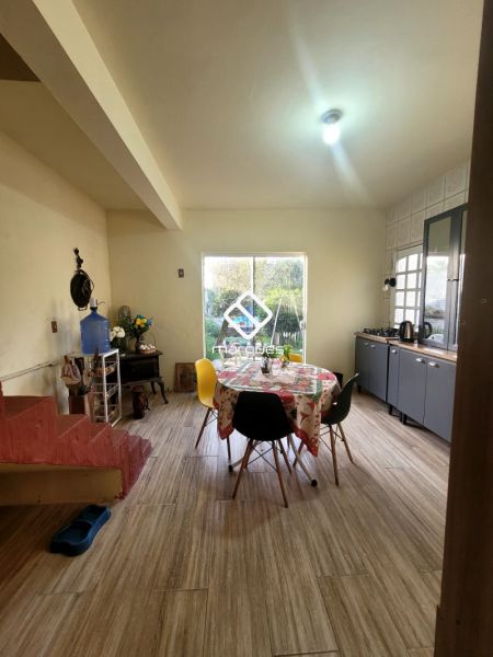 Casa 3 quartos  no bairro Laranjal