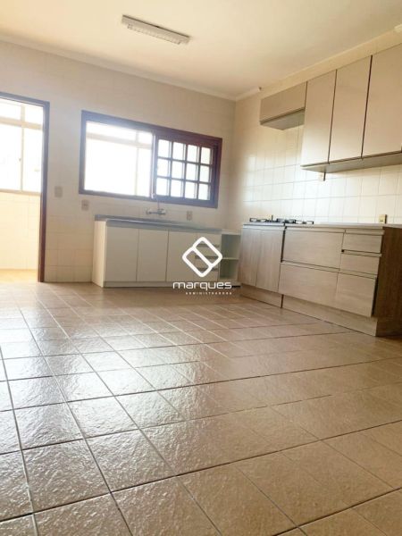 Apartamento 3 quartos  no bairro Centro