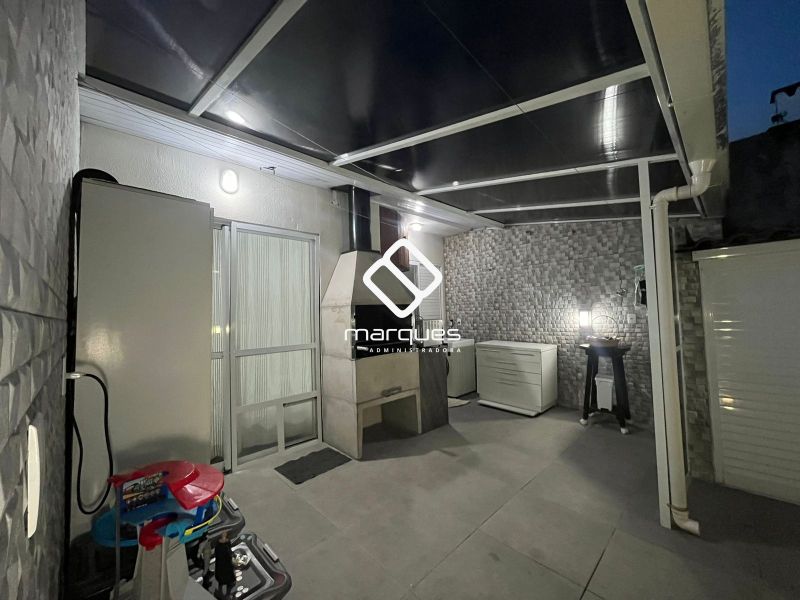 Casa 3 quartos  no bairro Três Vendas