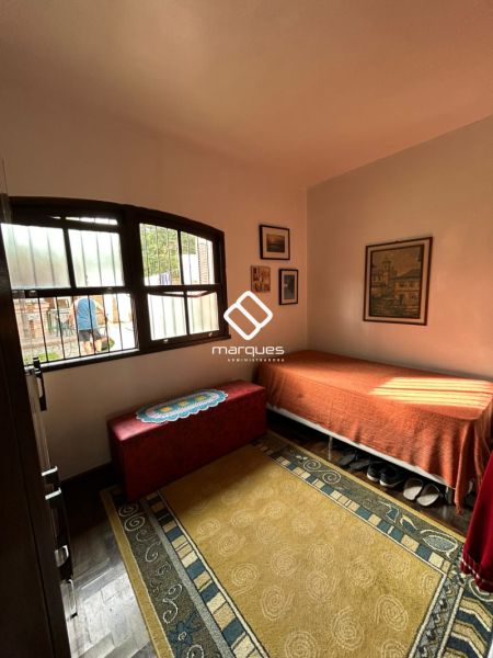 Casa 3 quartos  no bairro Laranjal
