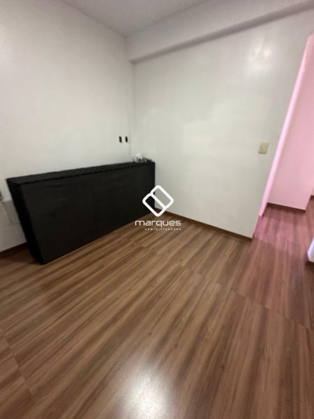 Casa 4 quartos  no bairro Centro