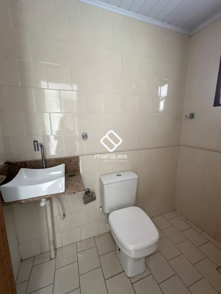 Casa 4 quartos  no bairro Centro