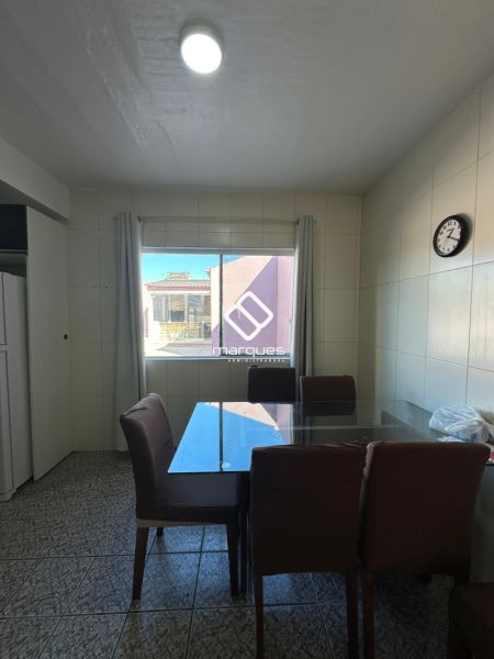 Casa 4 quartos  no bairro Centro