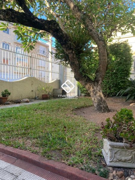Sobrado 4 quartos  no bairro Centro