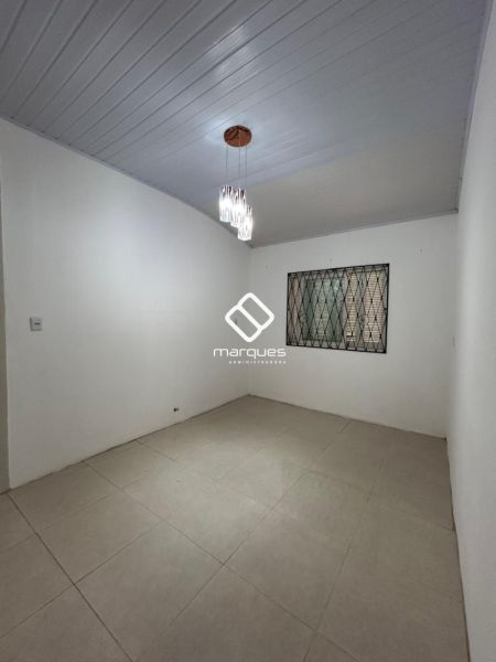 Casa 3 quartos  no bairro Centro