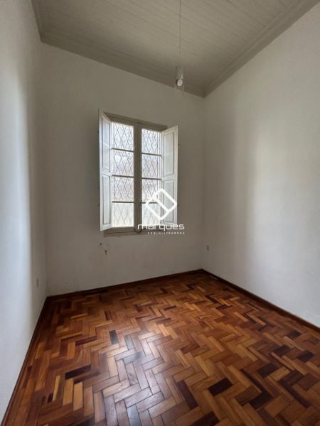 Casa 3 quartos  no bairro Centro