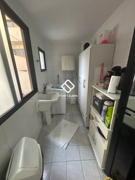 Apartamento 3 quartos  no bairro Centro