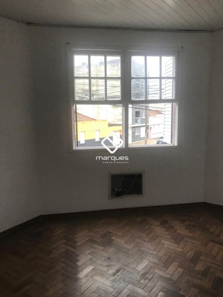 Casa 3 quartos  no bairro Centro