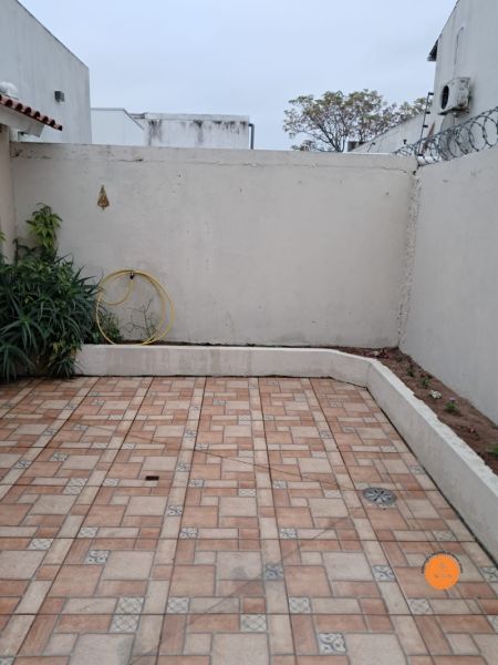 Casa 2 quartos  no bairro Três Vendas