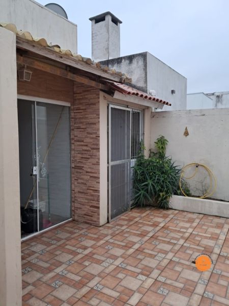 Casa 2 quartos  no bairro Três Vendas