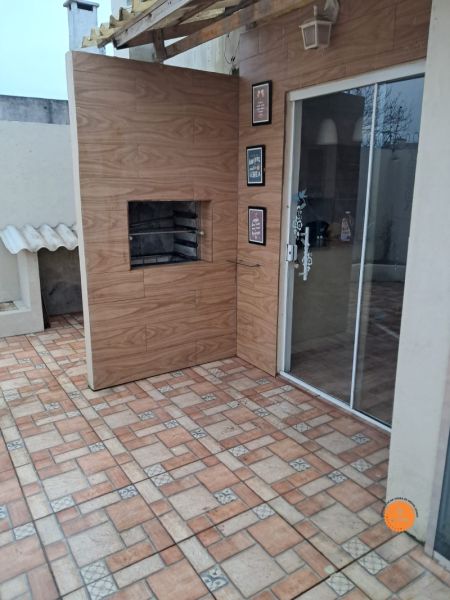 Casa 2 quartos  no bairro Três Vendas