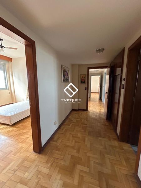 Apartamento 3 quartos  no bairro Centro