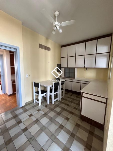 Apartamento 3 quartos  no bairro Centro