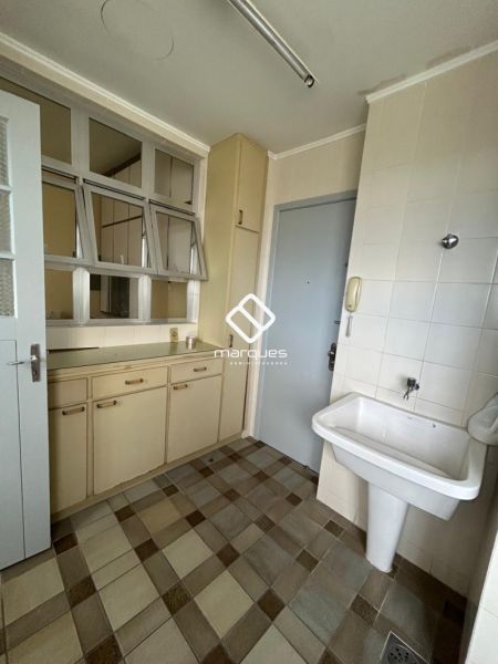 Apartamento 3 quartos  no bairro Centro