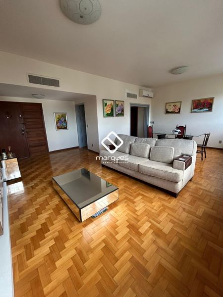 Apartamento 3 quartos  no bairro Centro