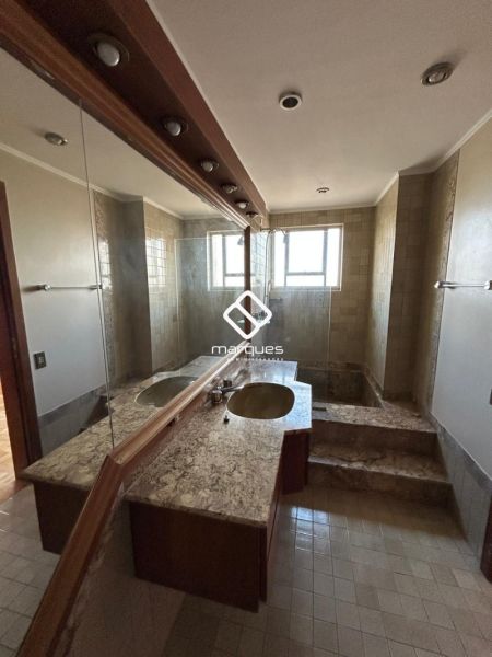 Apartamento 3 quartos  no bairro Centro
