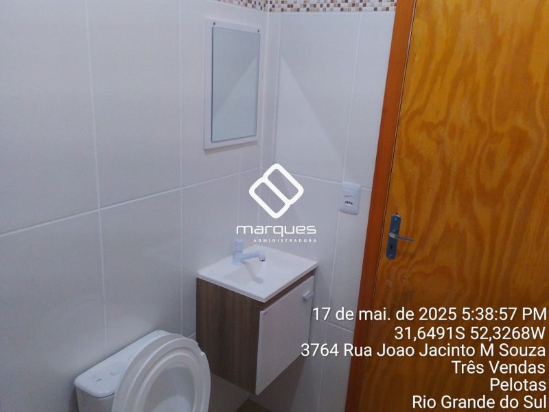 Casa 2 quartos  no bairro Três Vendas