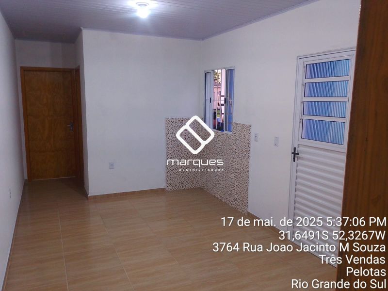 Casa 2 quartos  no bairro Três Vendas