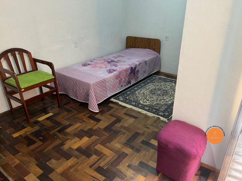 Casa 2 quartos  no bairro Centro