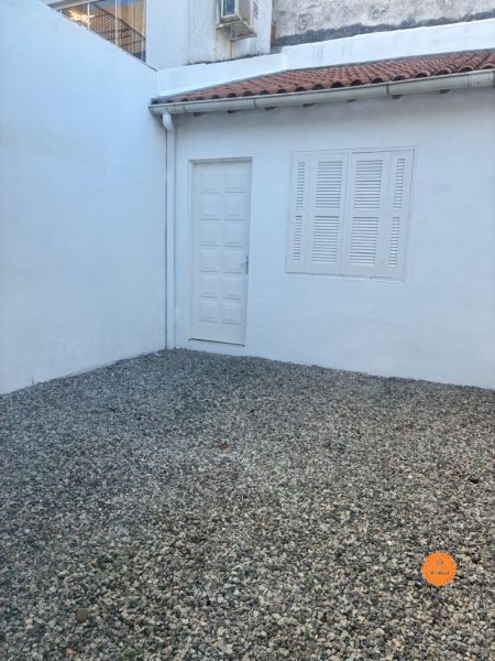 Casa Comercial 1 quarto  no bairro Centro