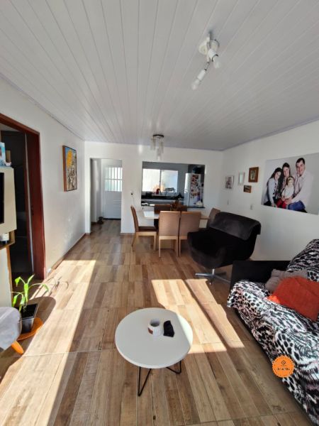 Casa 2 quartos  no bairro Três Vendas