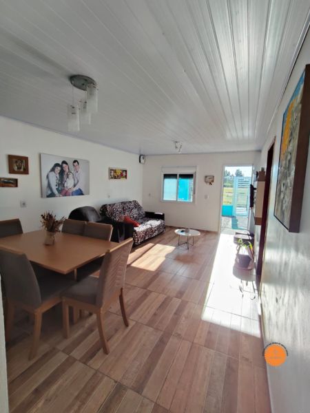 Casa 2 quartos  no bairro Três Vendas