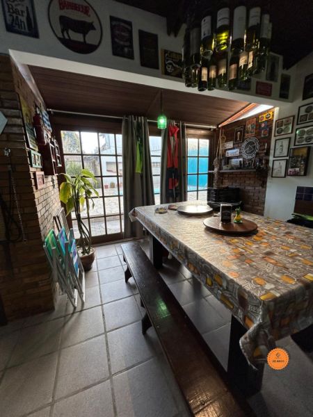 Casa 4 quartos  no bairro Laranjal