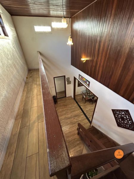 Casa 4 quartos  no bairro Laranjal