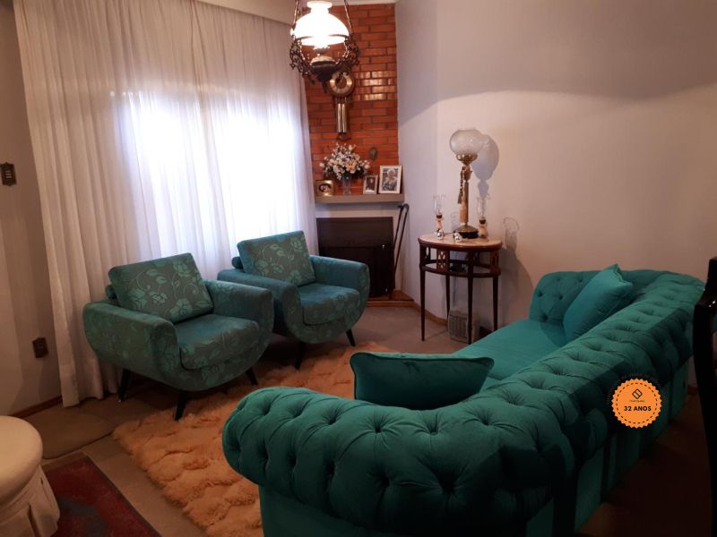 Casa 3 quartos  no bairro Centro