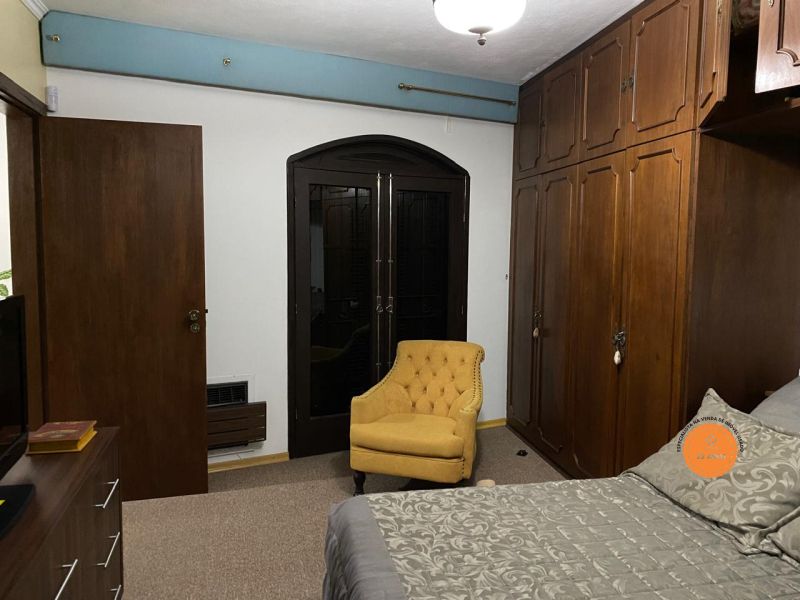 Casa 3 quartos  no bairro Centro