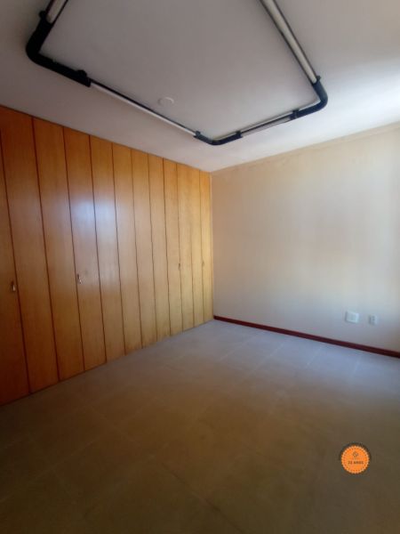 Sala 1 quarto  no bairro Centro