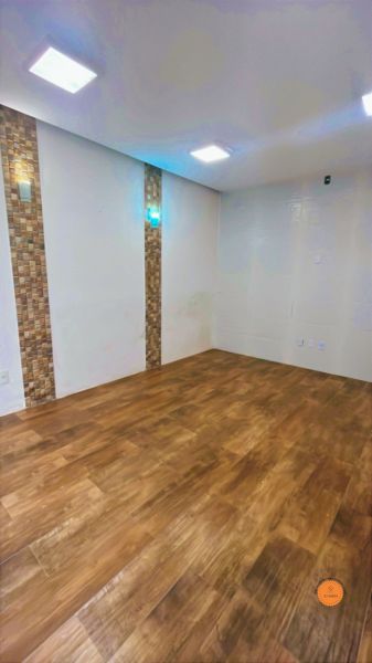 Sala 3 quartos  no bairro Centro