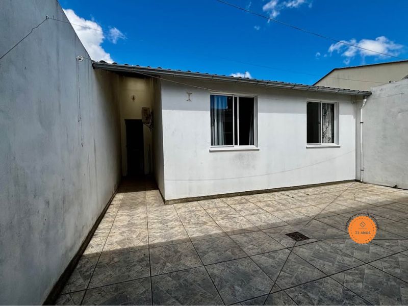 Casa 2 quartos  no bairro Fragata