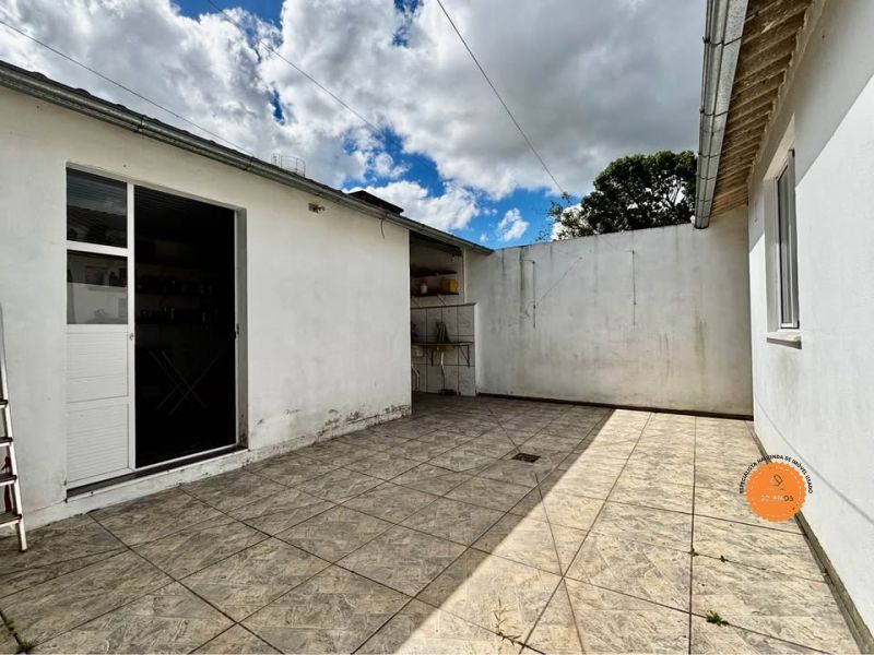 Casa 2 quartos  no bairro Fragata