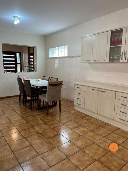 Casa 4 quartos  no bairro Centro