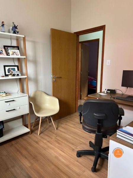 Casa 4 quartos  no bairro Centro