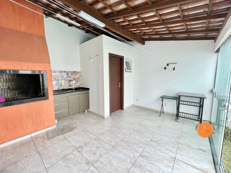 Casa 3 quartos  no bairro Laranjal