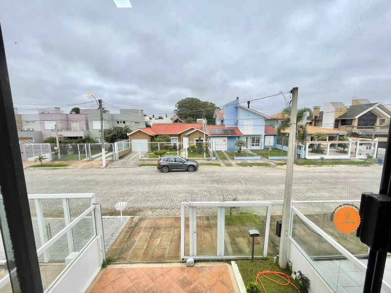 Casa 3 quartos  no bairro Laranjal