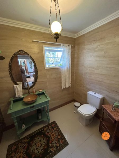 Casa 4 quartos  no bairro Laranjal