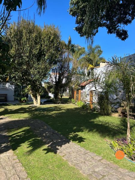 Casa 4 quartos  no bairro Laranjal