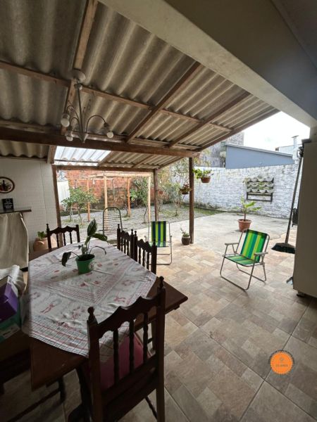 Casa 2 quartos  no bairro Lindóia