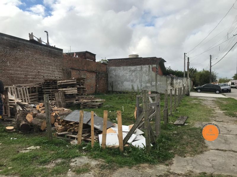 Terreno no bairro Areal