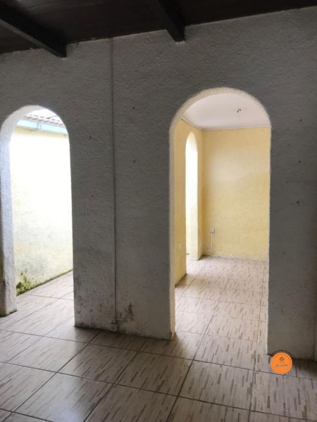 Casa 2 quartos  no bairro Centro