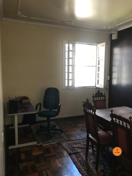 Casa 4 quartos  no bairro Centro