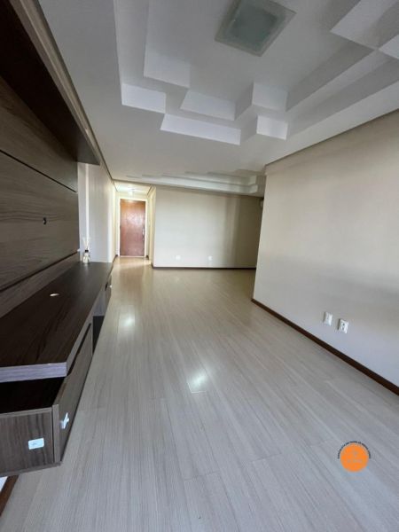Apartamento 3 quartos  no bairro Centro